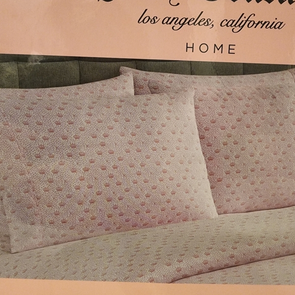 Juicy Couture Hot Pink Cheetah Print Crown Logo 6 Piece King Sheet Set - Picture 4 of 7